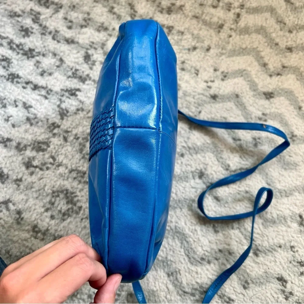 Vintage Caressa Spain Blue Leather Crossbody Bag - Picture 8 of 15